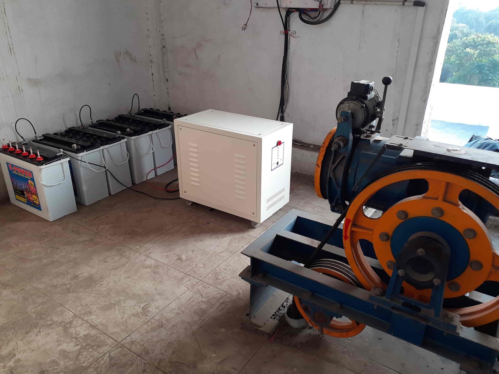 lift_backup_malegaon_lift_inverter_lift_ups-scaled